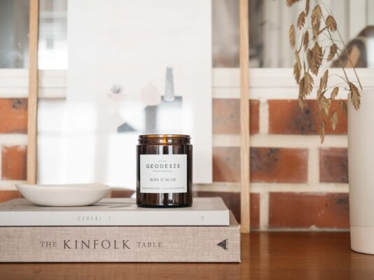 Geodesis agar wood candle