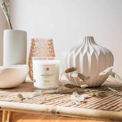 Geodesis black tea candle