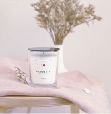 Geodesis sakura candle