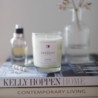 Geodesis tuberose candle