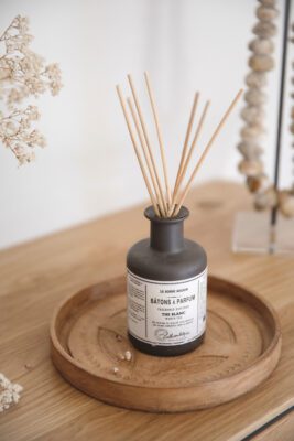 White tea diffuser